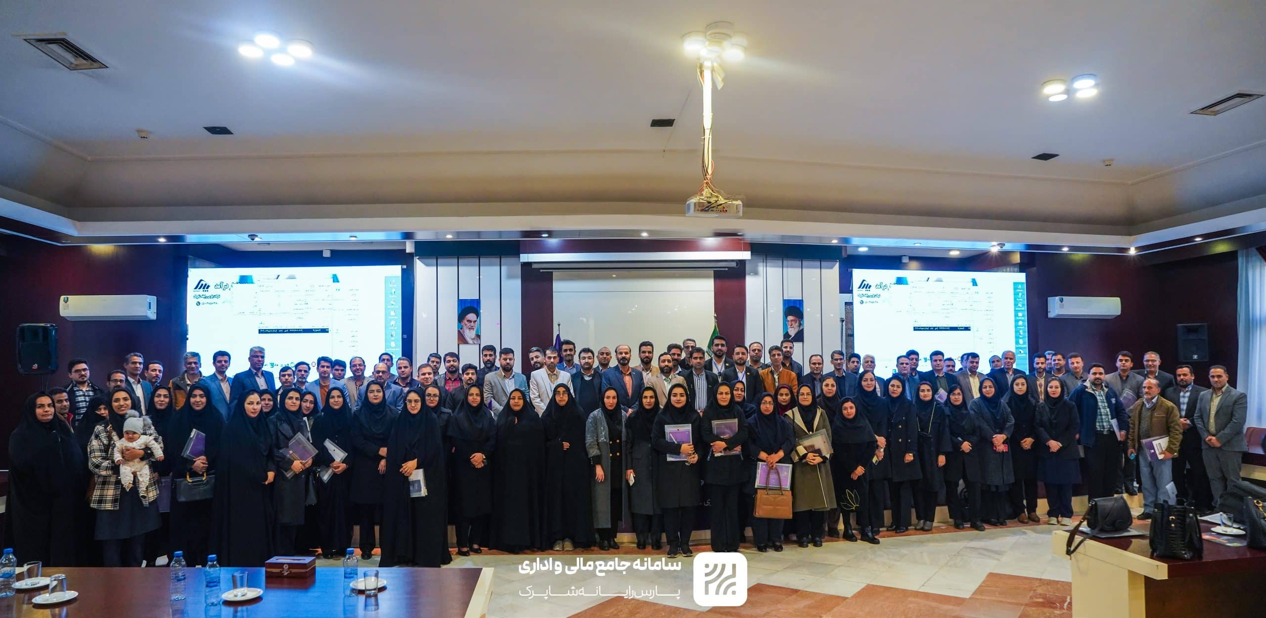 همکاری با بیش از 200 شهرداری و سازمان همکاری با بیش از 200 شهرداری و سازمان